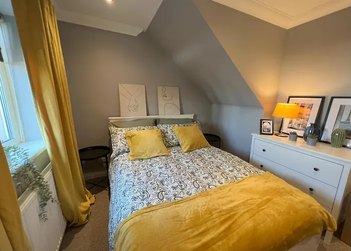 Two Bedroom Flat In London