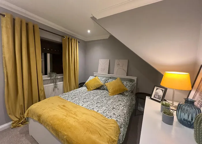 Two Bedroom Flat In London